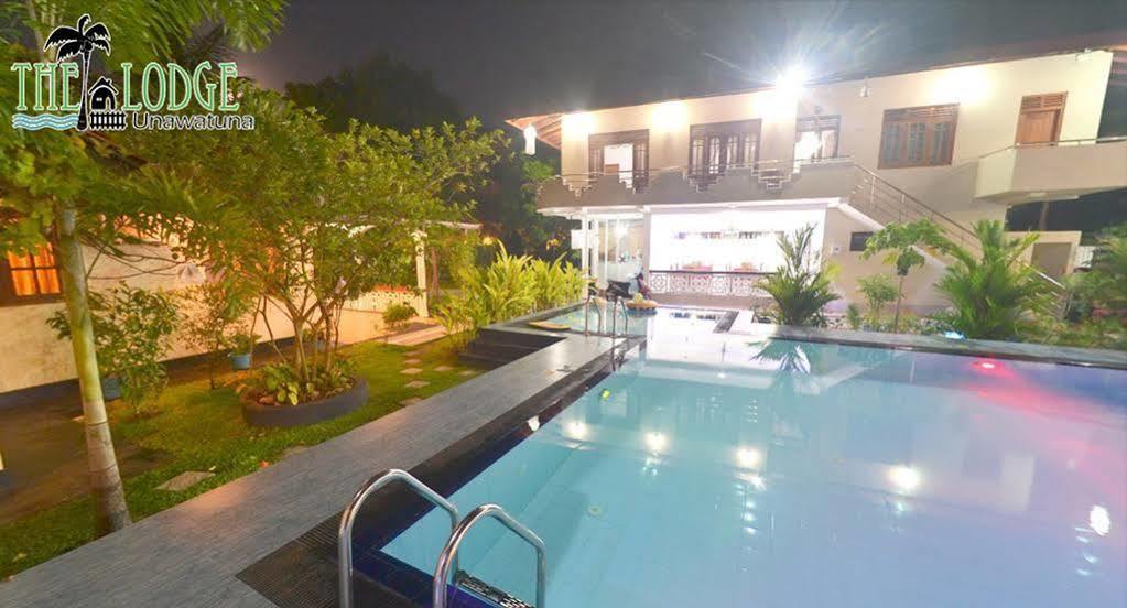 The Lodge אונה ואטונה מראה חיצוני תמונה