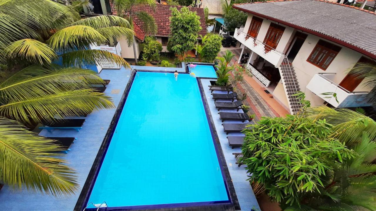 The Lodge אונה ואטונה מראה חיצוני תמונה